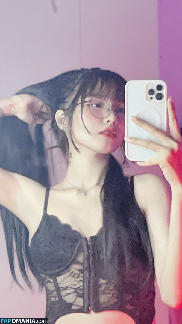 Lilith / Lou Aenlle / llthidk Desnudo OnlyFans  Foto filtrada #12