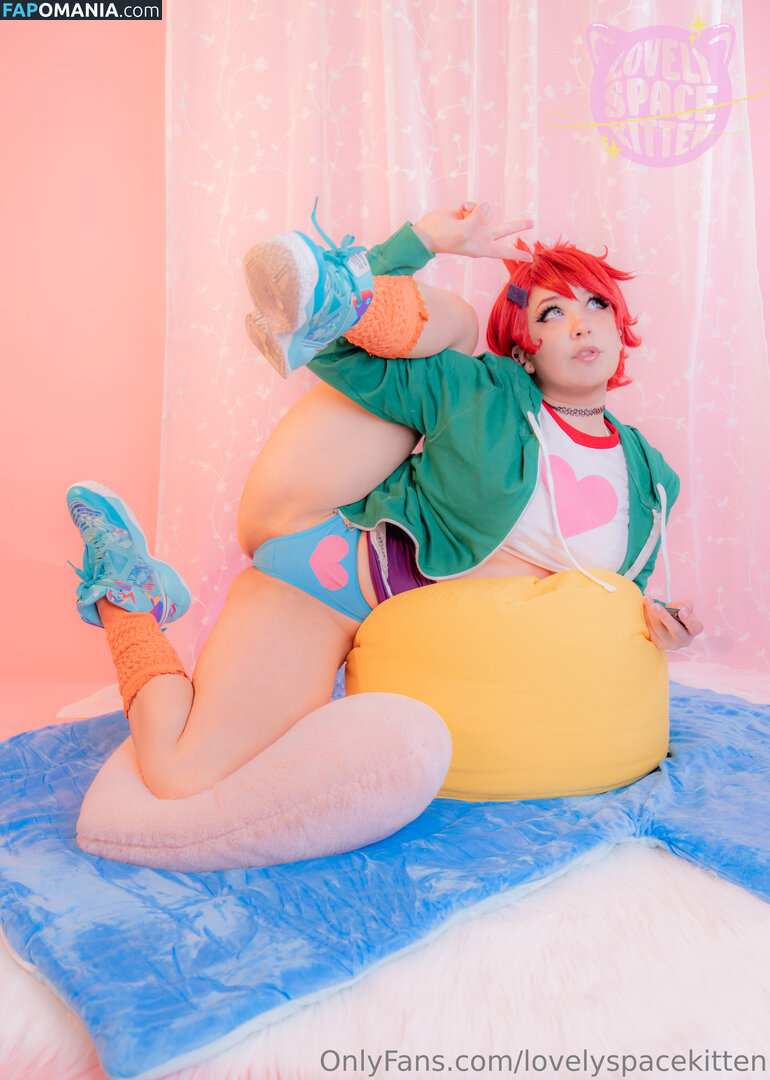 lovelyspacekitten Desnudo OnlyFans  Foto filtrada #194