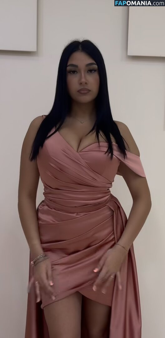 _lucrexiia._ Desnudo OnlyFans  Foto filtrada #24
