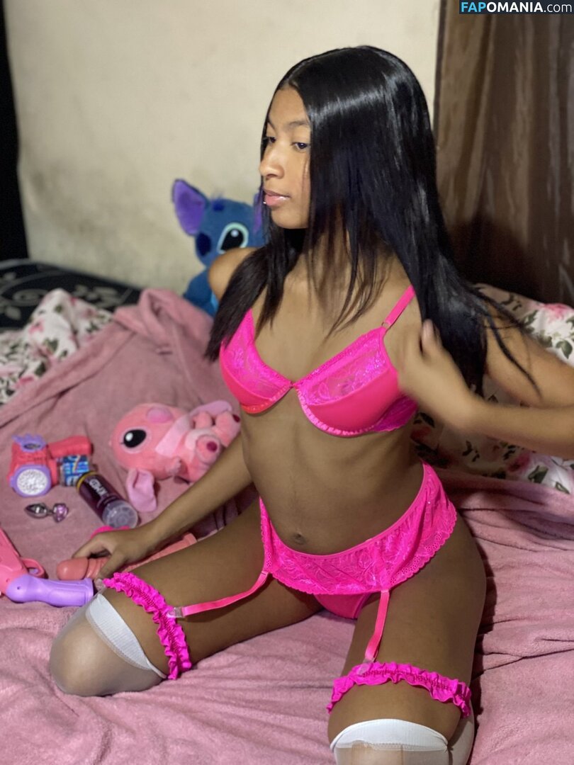 Lucysafadinha3 Desnudo OnlyFans  Foto filtrada #16