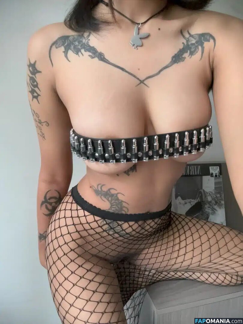 Luna Domsyou Desnudo OnlyFans  Foto filtrada #4