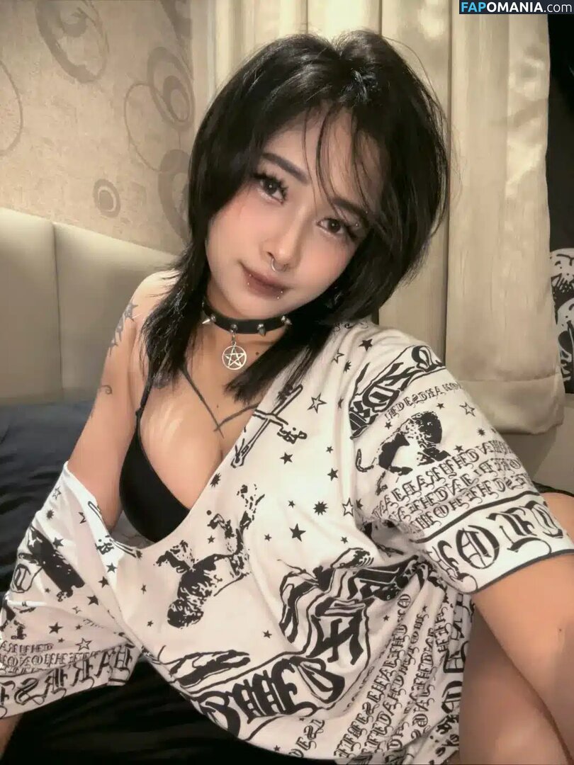 Luna Domsyou Desnudo OnlyFans  Foto filtrada #5