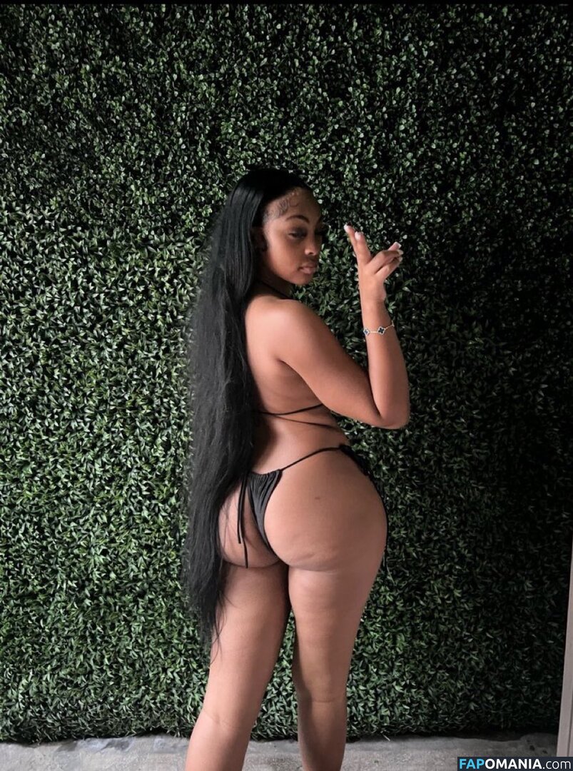 _luvalexis / https: Desnudo OnlyFans  Foto filtrada #2