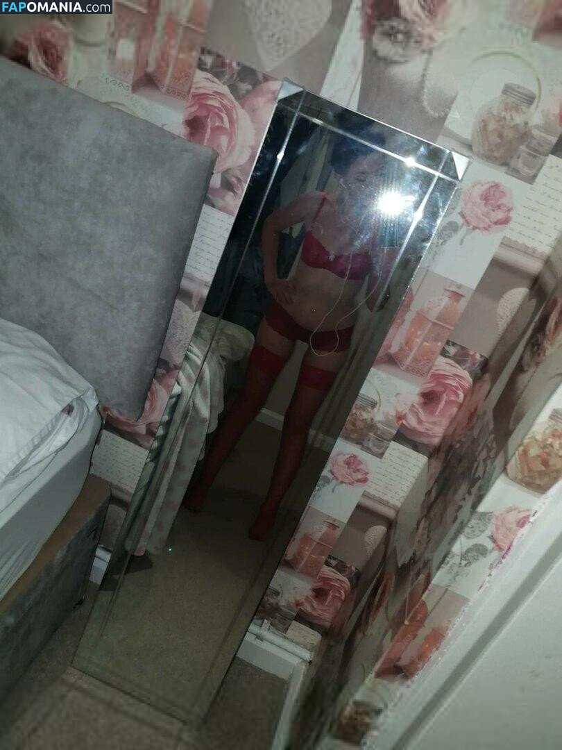 Lyl_24 / layla_24 Desnudo OnlyFans  Foto filtrada #2