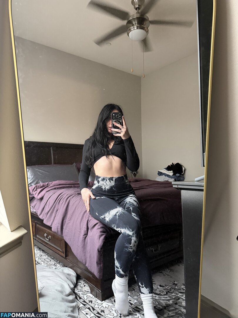 Lyndi / Lyndi__ / lindsayelizzabeth / lyndihassell Desnudo OnlyFans  Foto filtrada #3