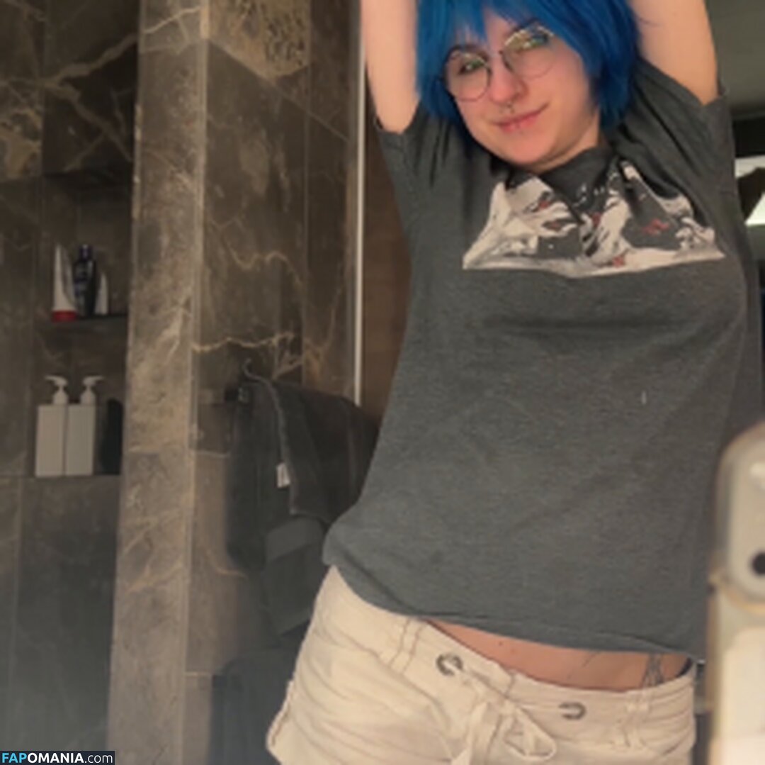 Lyra Crow / lyracr0w0 Desnudo OnlyFans  Foto filtrada #78