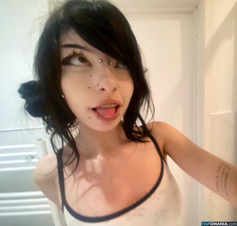 Lyraleafs / lyrafaelovesyou Desnudo OnlyFans  Foto filtrada #4