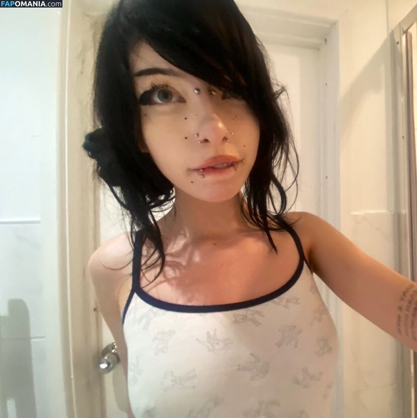 Lyraleafs / lyrafaelovesyou Desnudo OnlyFans  Foto filtrada #5