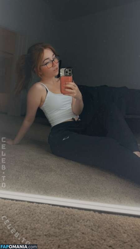 Lyssaurora / https: Desnudo OnlyFans  Foto filtrada #359