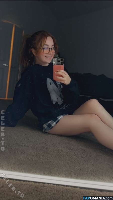 Lyssaurora / https: Desnudo OnlyFans  Foto filtrada #369