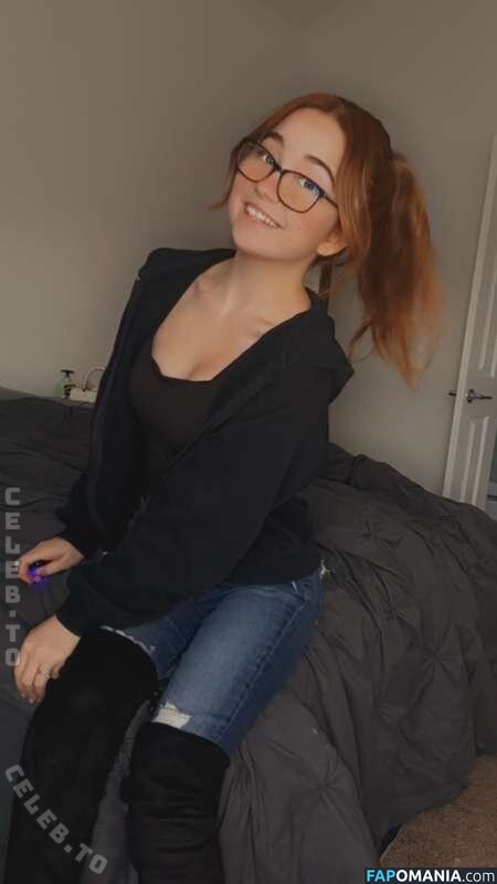 Lyssaurora / https: Desnudo OnlyFans  Foto filtrada #384