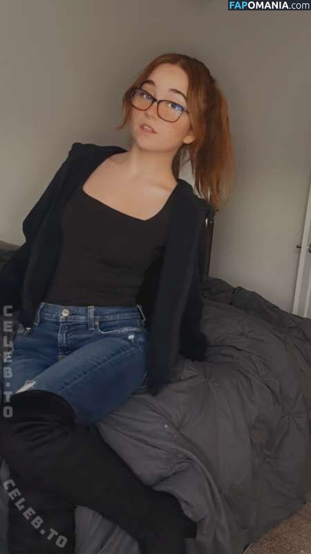 Lyssaurora / https: Desnudo OnlyFans  Foto filtrada #394