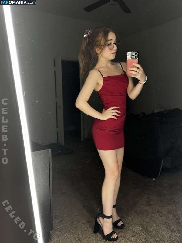Lyssaurora / https: Desnudo OnlyFans  Foto filtrada #406