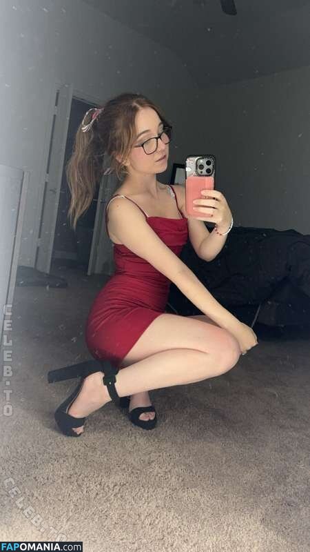 Lyssaurora / https: Desnudo OnlyFans  Foto filtrada #411