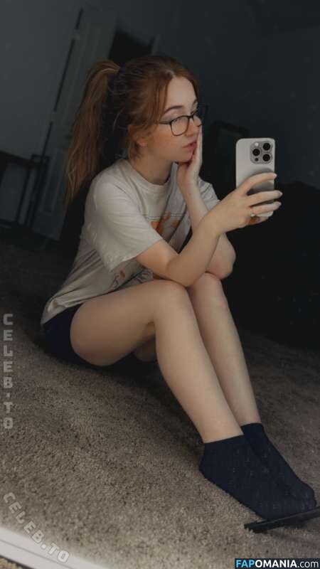 Lyssaurora / https: Desnudo OnlyFans  Foto filtrada #420
