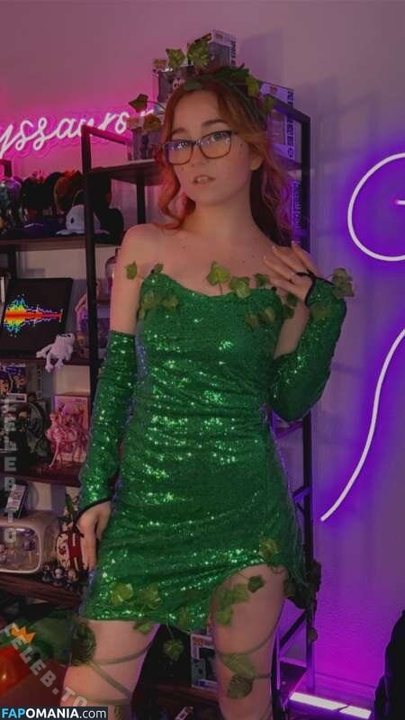Lyssaurora / https: Desnudo OnlyFans  Foto filtrada #471