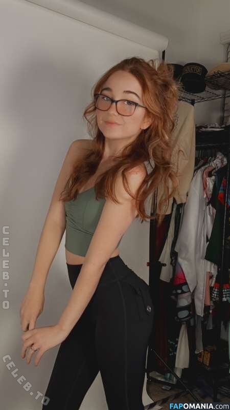 Lyssaurora / https: Desnudo OnlyFans  Foto filtrada #513