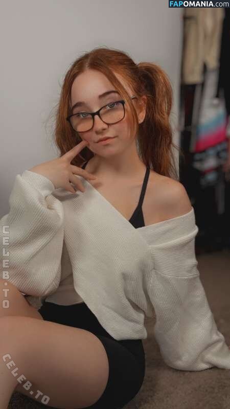 Lyssaurora / https: Desnudo OnlyFans  Foto filtrada #538