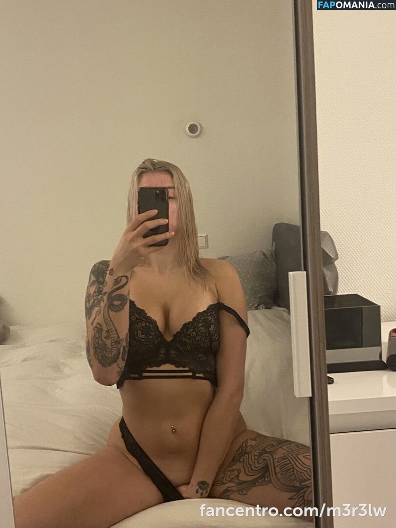 m3r3lw Desnudo OnlyFans  Foto filtrada #25
