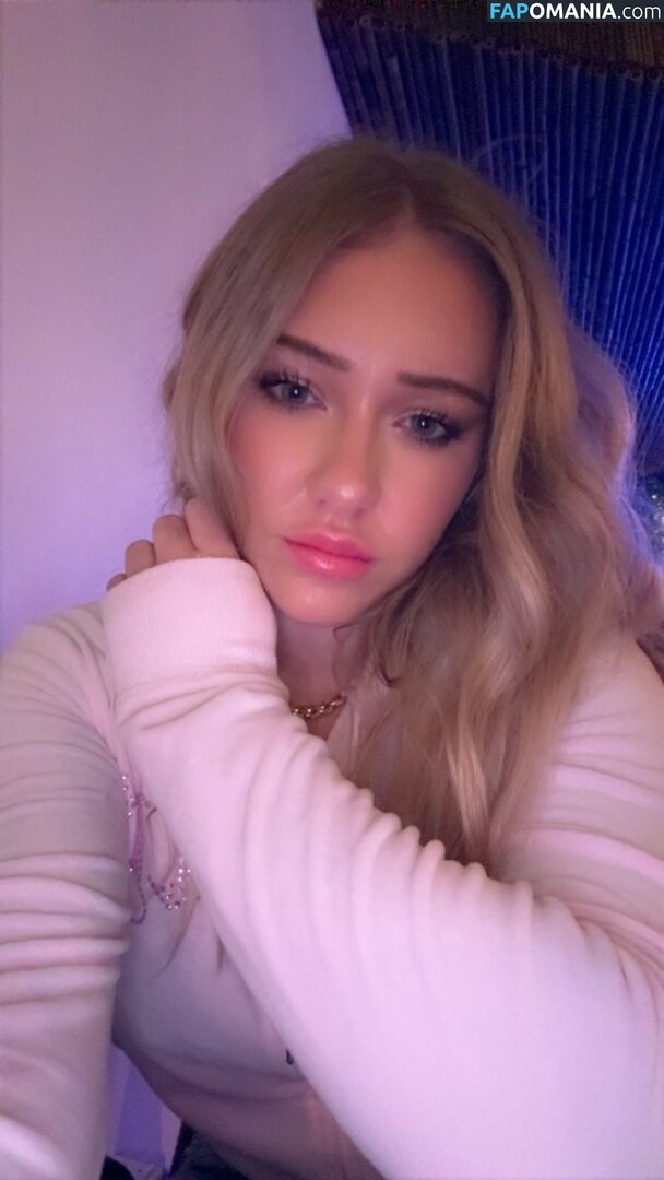 maddythesillyg Desnudo OnlyFans  Foto filtrada #5