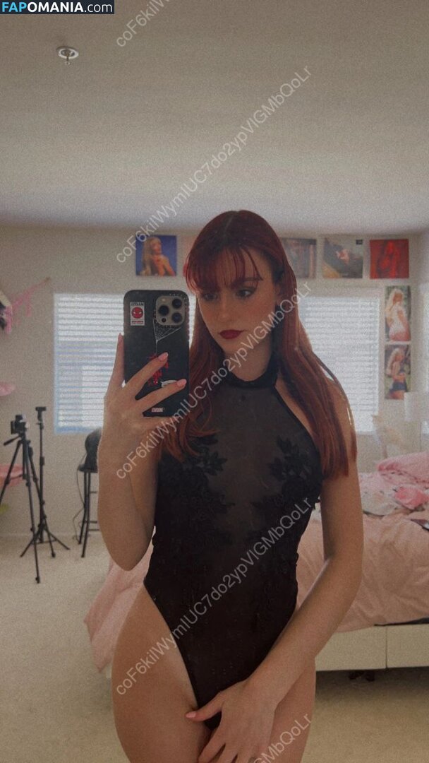 Magazine.rooster / Maggie Roscher Desnudo OnlyFans  Foto filtrada #16