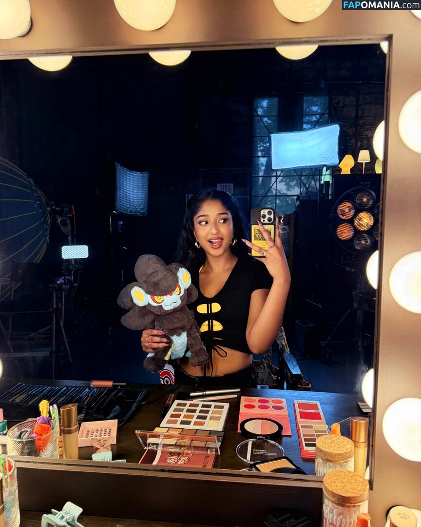 Maitreyi Ramakrishnan / maitreyiramakrishnan / ramakrishnannn Desnudo OnlyFans  Foto filtrada #2