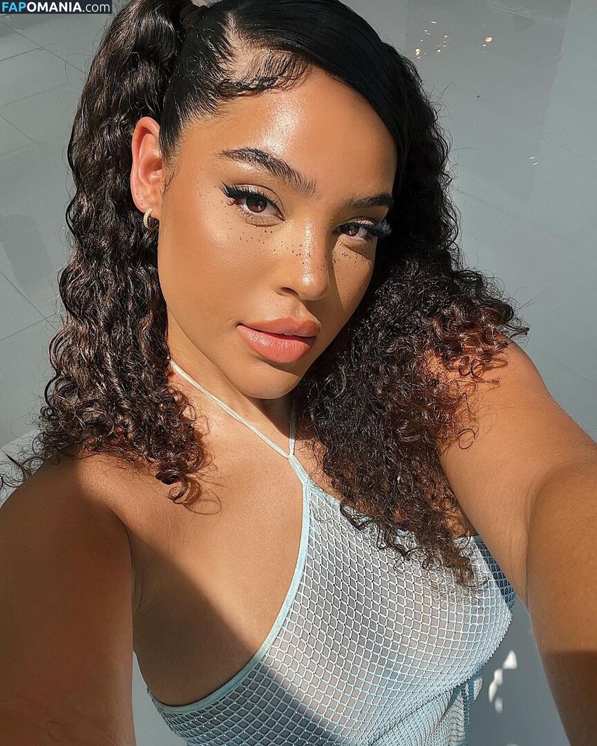 Malaika Terry / malaikaterry / malaikaterryy Desnudo OnlyFans  Foto filtrada #387