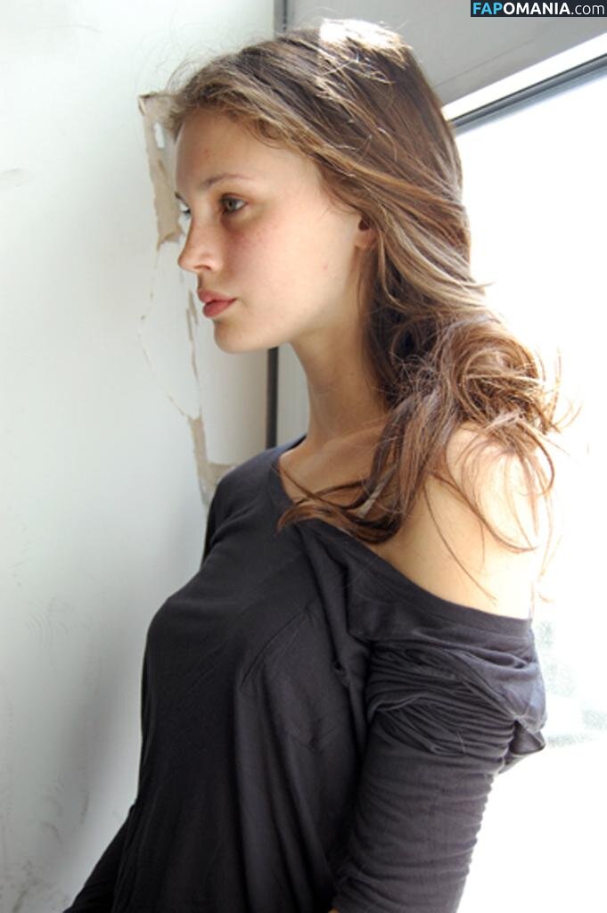 Marine Vacth / https: / marine_vacth / marinvacth Desnudo OnlyFans  Foto filtrada #10