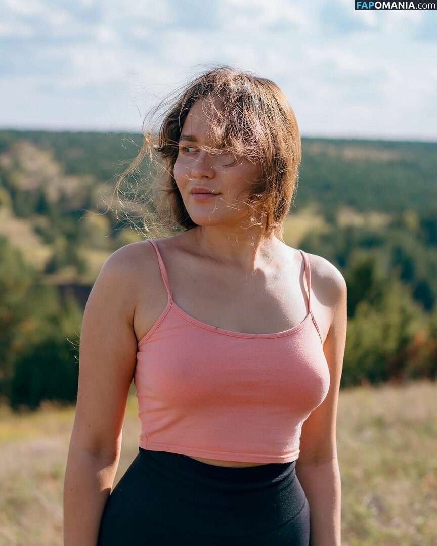 Marusya Shiklina / Marusya outdoors / marusya / marusya.shiklina Desnudo OnlyFans  Foto filtrada #35