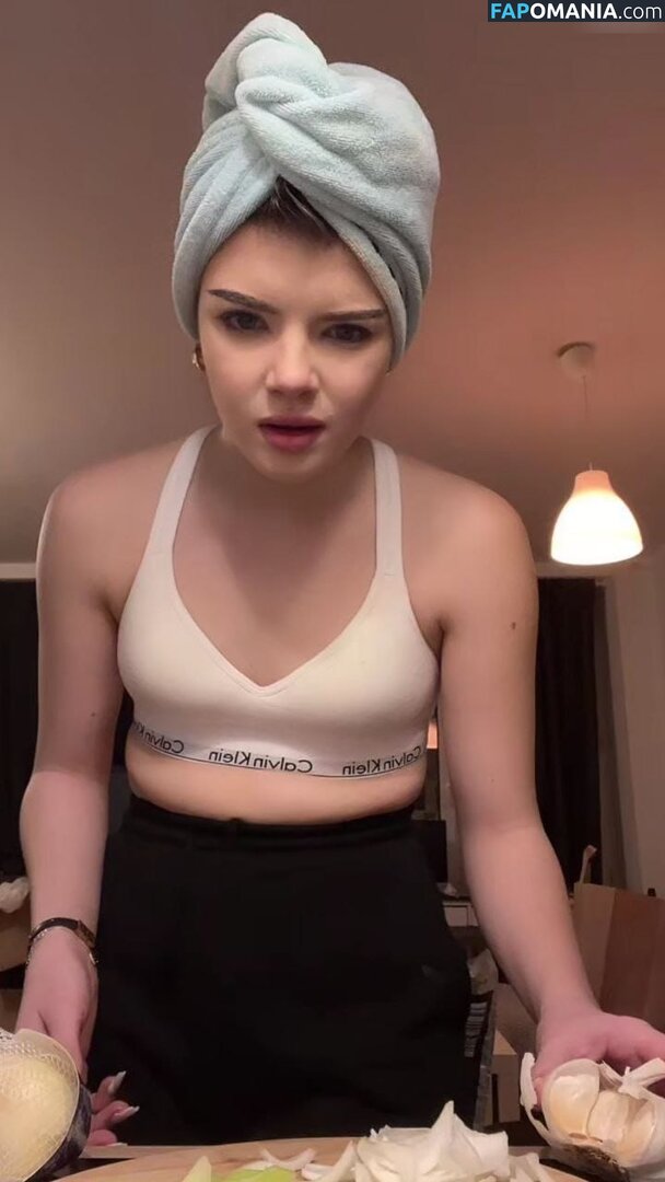 German influencer / Melina Celine / celinemelina / melinaceline Desnudo OnlyFans  Foto filtrada #179