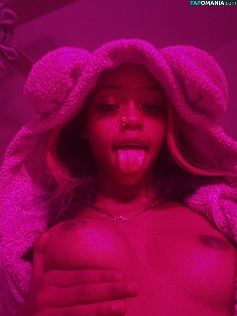 Melodynichole / __melodynicole Desnudo OnlyFans  Foto filtrada #1