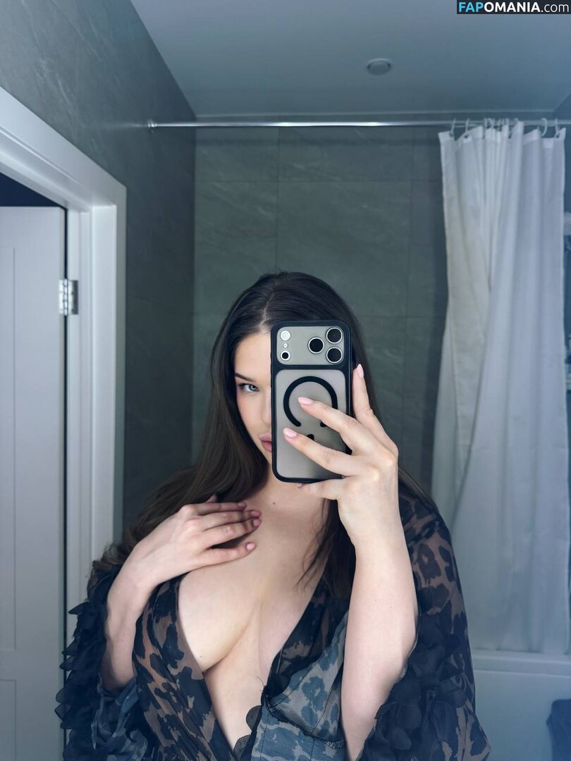 mi.saifutdinova / mi_saifutdinova / Мила Сайфутдинова Desnudo OnlyFans  Foto filtrada #4