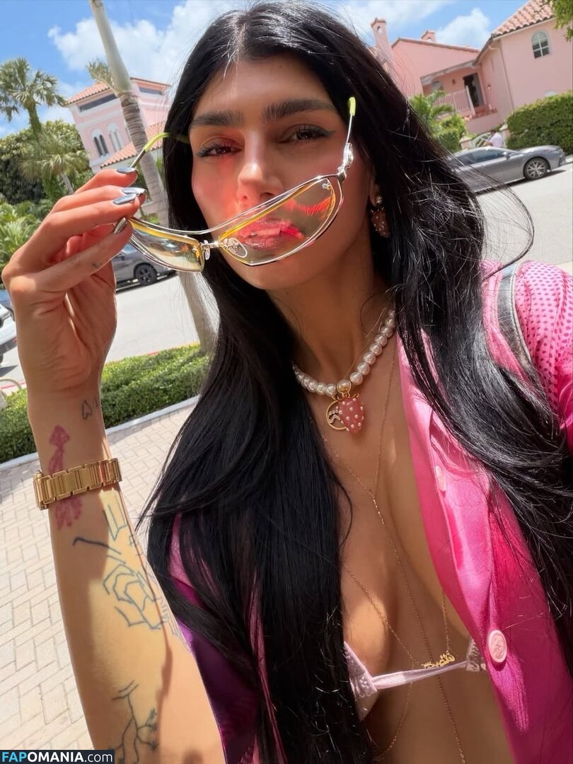 Mia Khalifa / https: / miakhalifa Desnudo OnlyFans  Foto filtrada #109