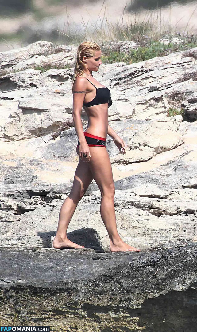 Michelle Hunziker / https: / m_hunziker / therealhunzigram Desnudo OnlyFans  Foto filtrada #397