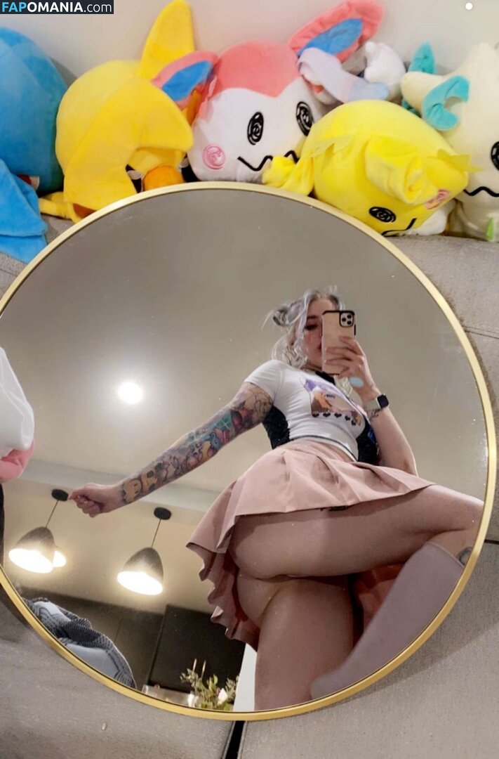 Mikaya / mikachukaylaroo Desnudo OnlyFans  Foto filtrada #7