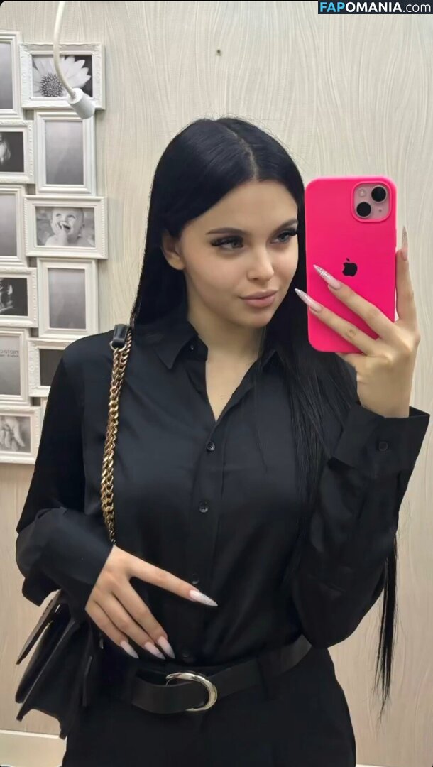 Brilliant_Article_87 / CelesiaCre / Mikaelavela_vip / mikaela_vela02 Desnudo OnlyFans  Foto filtrada #23