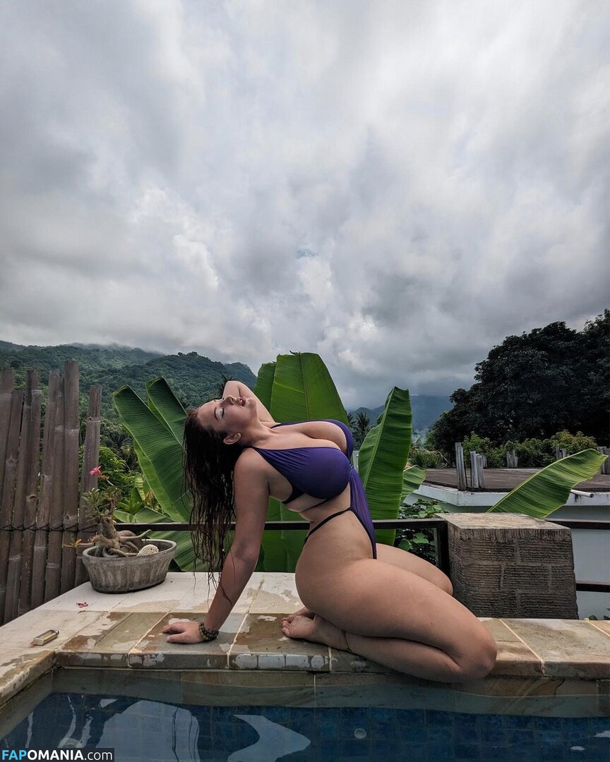 Milada Moore / milada.moore / milada_moore / miladamoore Desnudo OnlyFans  Foto filtrada #316