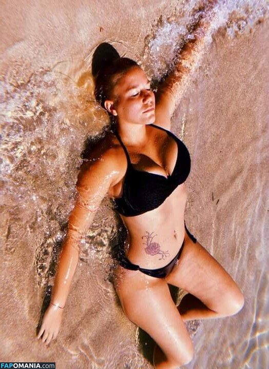 Milena Velba / milena_offical / official_milenavelba / velbamilenaveronikalz Desnudo OnlyFans  Foto filtrada #2043