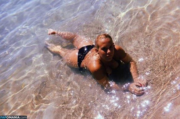 Milena Velba / milena_offical / official_milenavelba / velbamilenaveronikalz Desnudo OnlyFans  Foto filtrada #2044