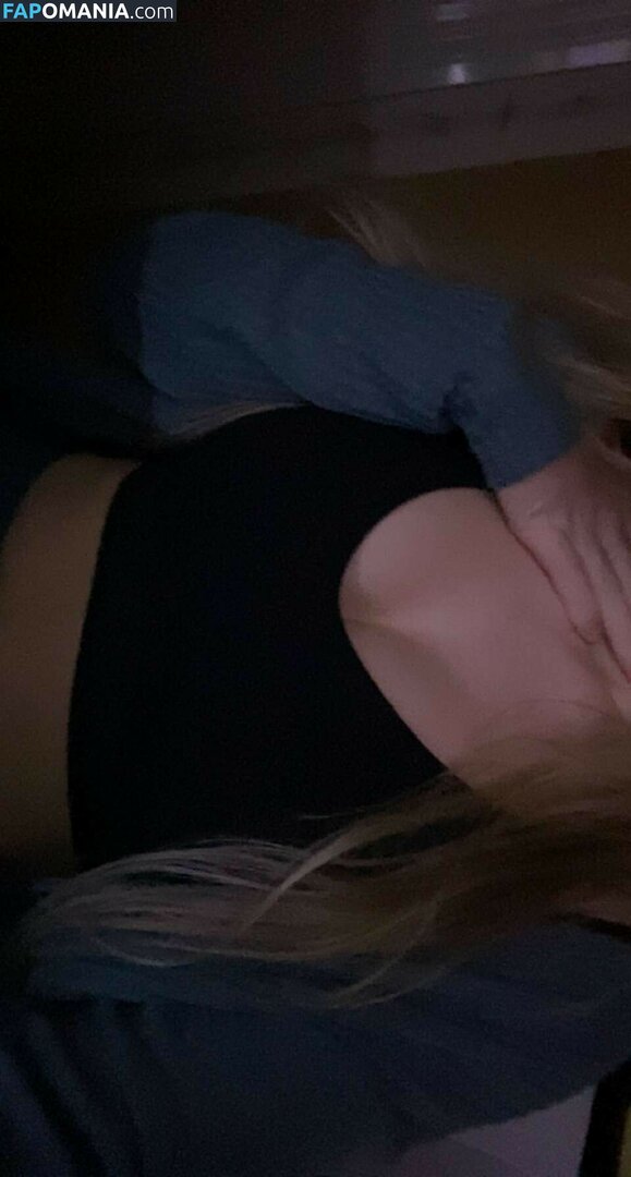 Mira Szalma / https: / mira.004 Desnudo OnlyFans  Foto filtrada #4