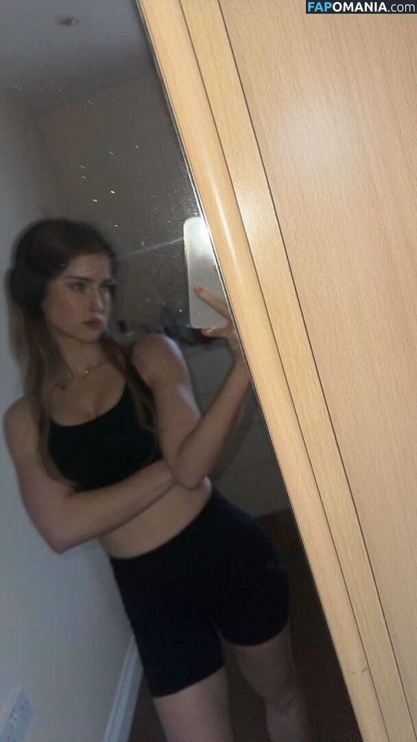 Mira Szalma / https: / mira.004 Desnudo OnlyFans  Foto filtrada #51
