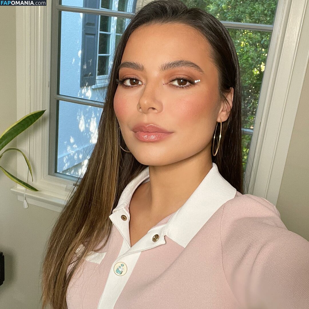 Miranda Cosgrove / MirandaCosgrove / onlyfanssz Desnudo OnlyFans  Foto filtrada #67