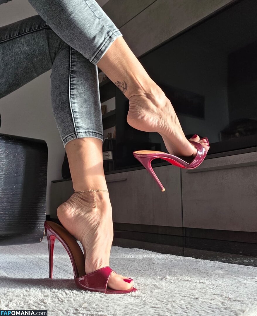 Miss V / miss_v2023 / missv6308 Desnudo OnlyFans  Foto filtrada #14