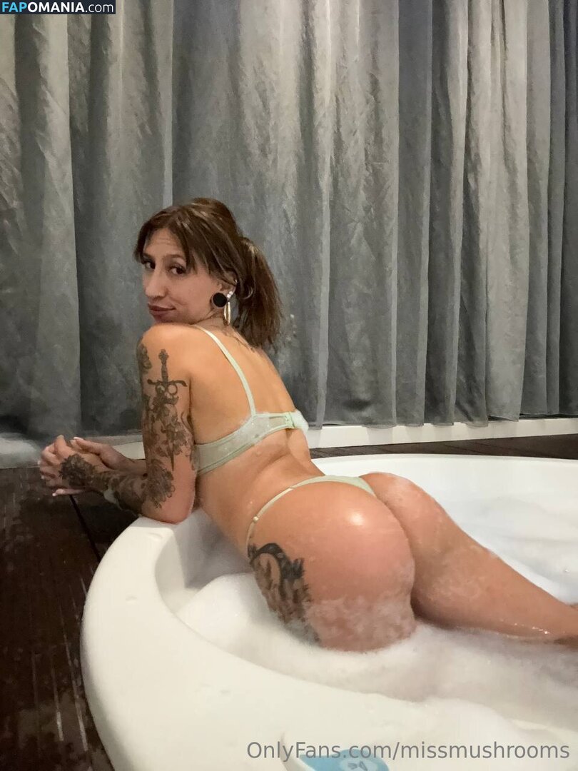 MissMushrooms / missmushr00ms Desnudo OnlyFans  Foto filtrada #3