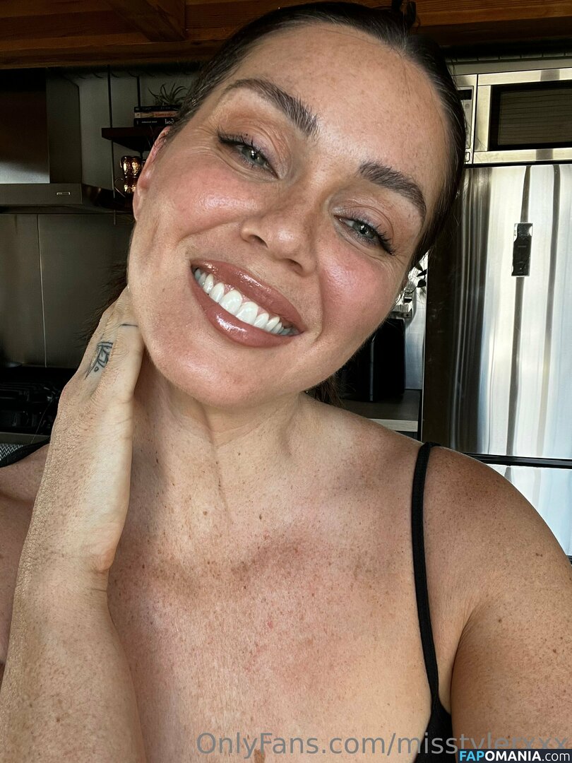 misstylerxxx Desnudo OnlyFans  Foto filtrada #53