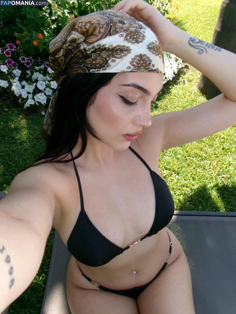 Italian Streamer / Mona Schon / monaschon Desnudo OnlyFans  Foto filtrada #127