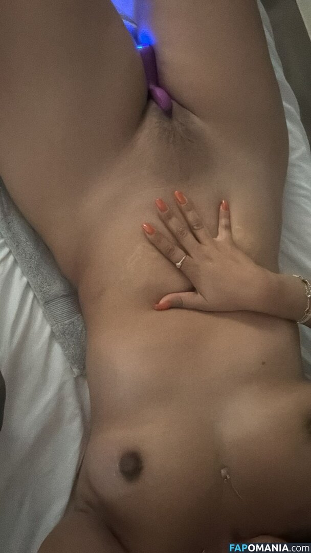 Monica Gonzalez / monygonzalezz98 Desnudo OnlyFans  Foto filtrada #1