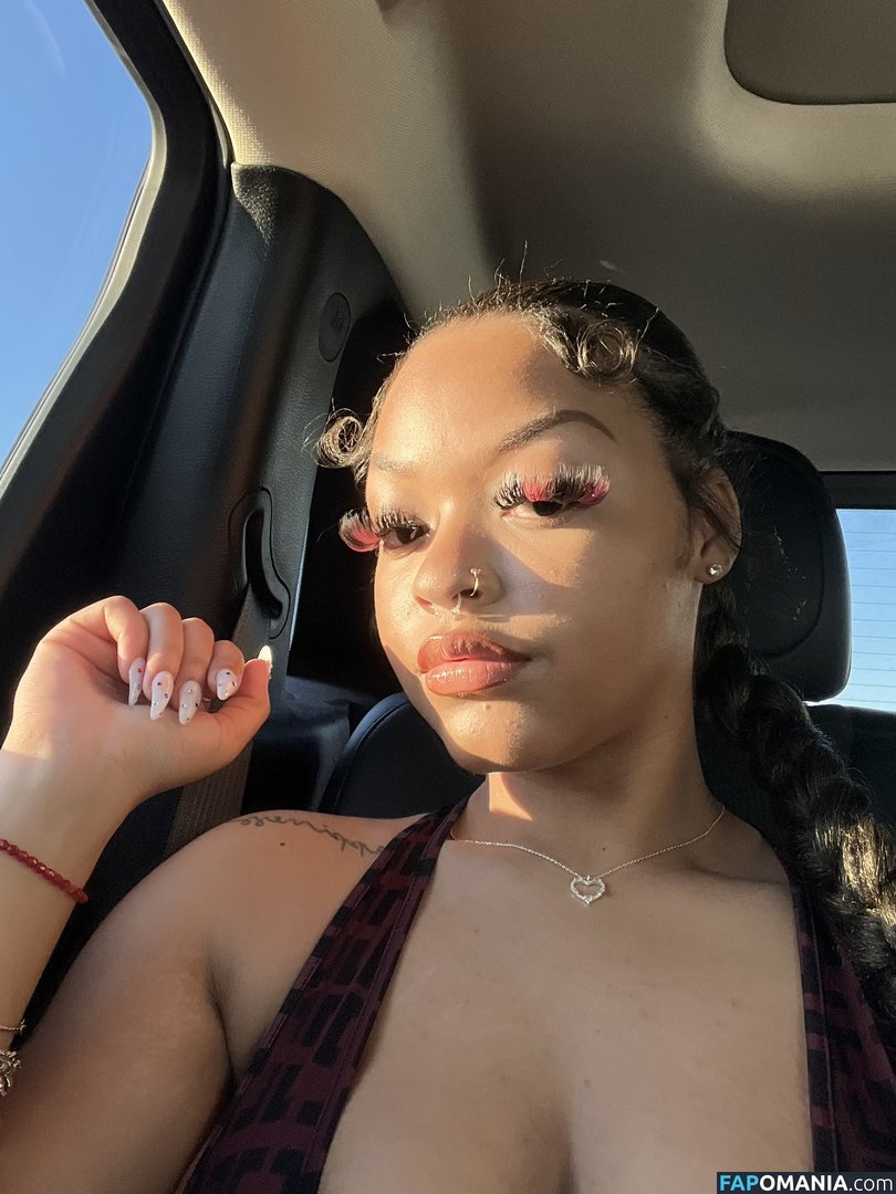 deacconti / hotgirlkatyy / mrs.supersoaker9000 / souljagirlkay Desnudo OnlyFans  Foto filtrada #2