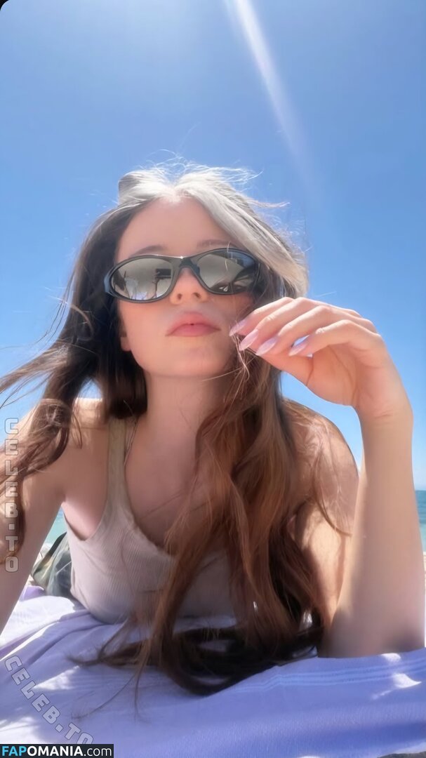 nadinebreaty Desnudo OnlyFans  Foto filtrada #1