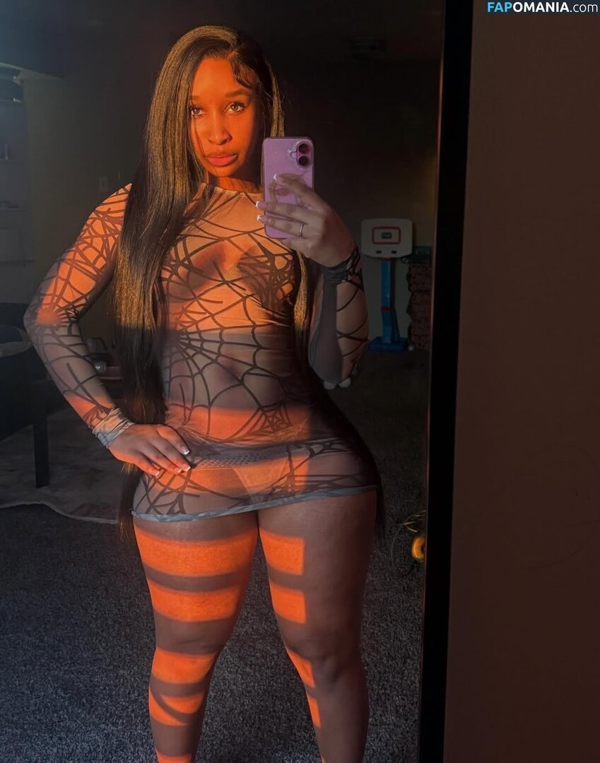 Naebxaa / boujeeea Desnudo OnlyFans  Foto filtrada #6